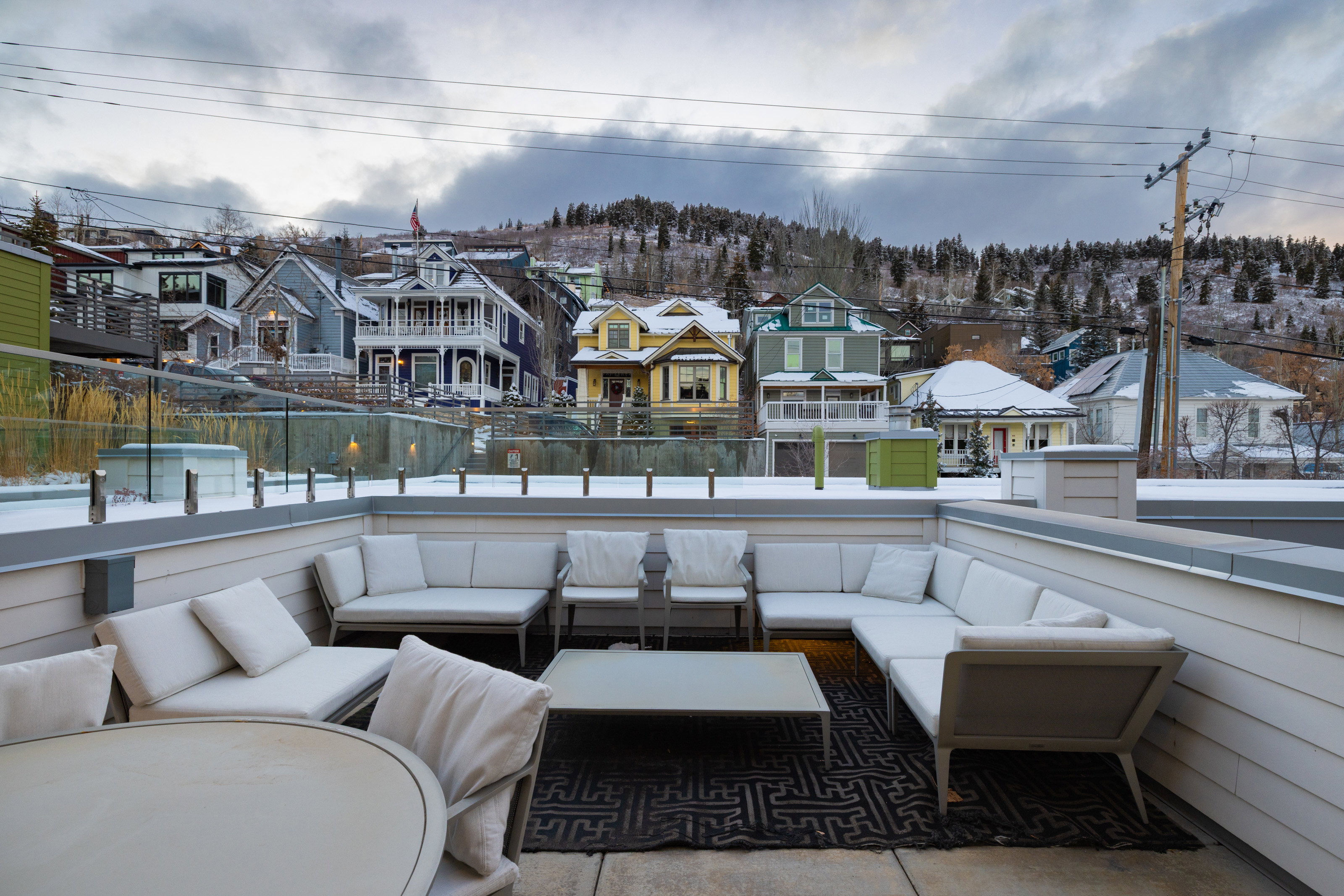 View of patio / terrace with a residential view and outdoor lounge area