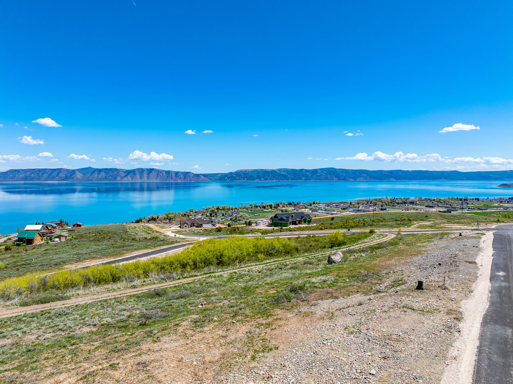 Water view featuring mountains