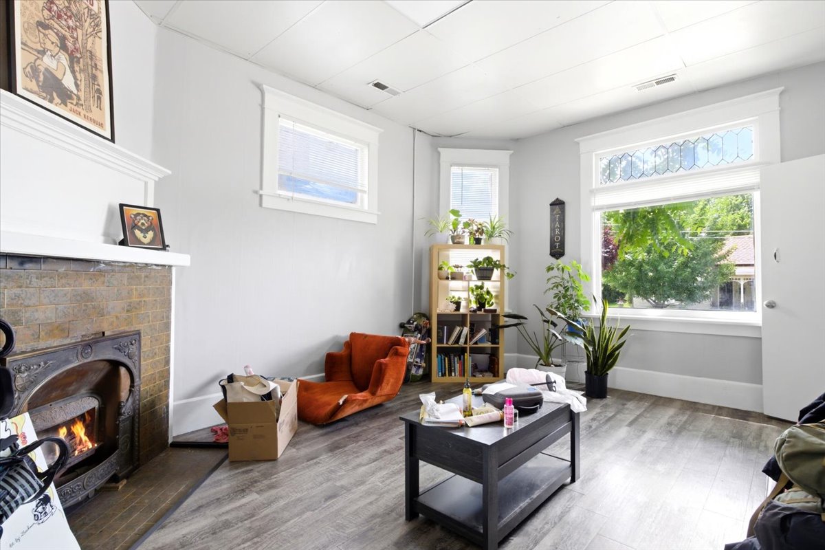 Main Unit Living Room