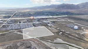 View of property location featuring mountains and property parcel outlined