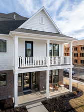 PHOTOS OF MODEL HOME FLOORPLAN, NOT ACTUAL HOME