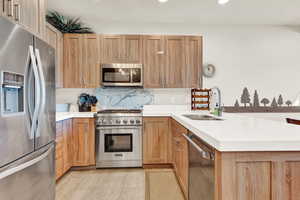 Previously built Ridge unit. Photos are for illustration purposes only. Selections may vary.