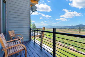 Previously built Ridge unit. Photos are for illustration purposes only. Selections may vary.