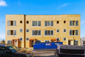 View of apartment building / complex