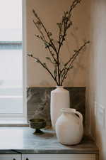 Detailed view of backsplash