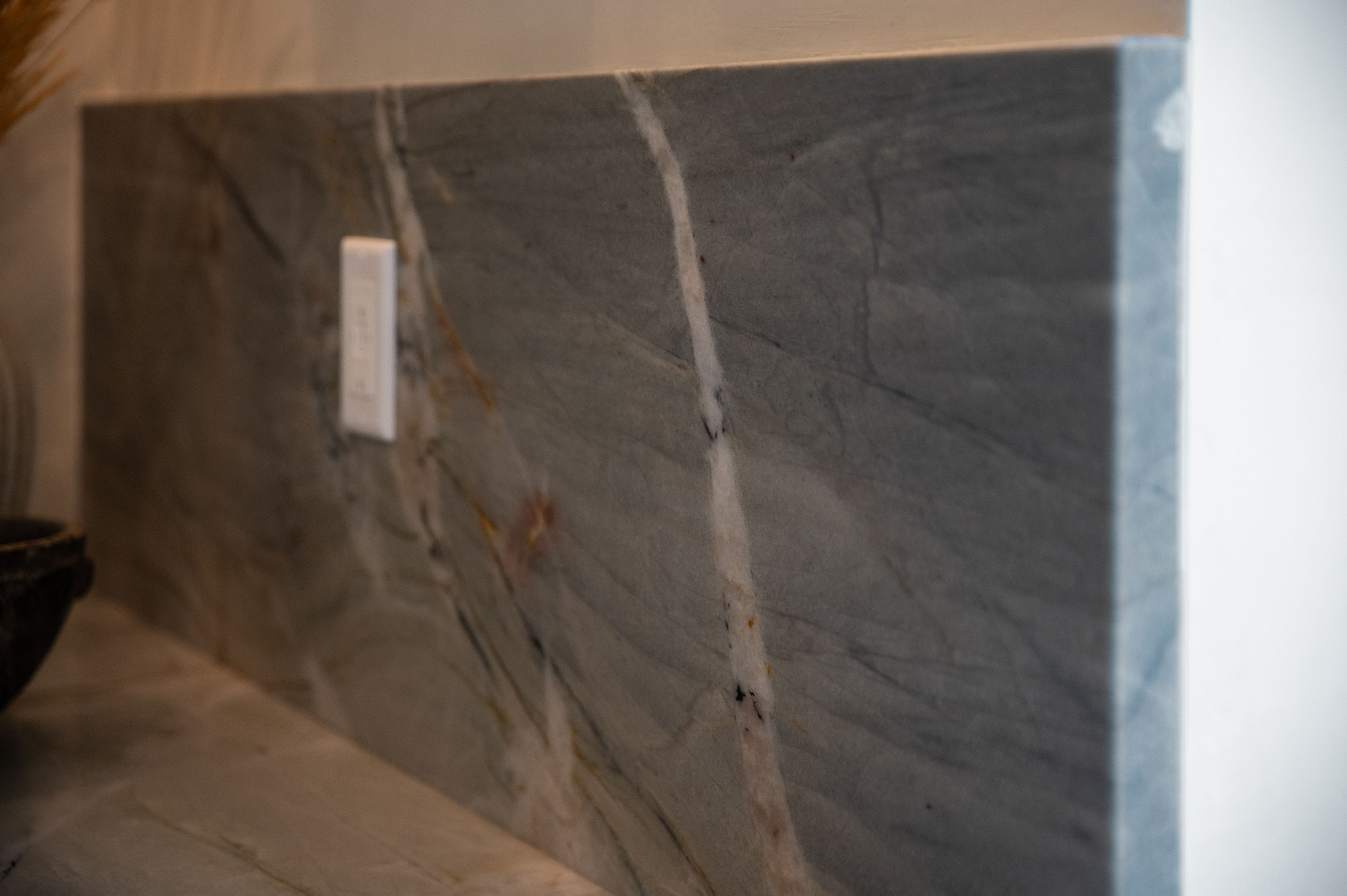 Kitchen countertop and Backsplash detail