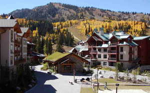 Bird's eye view of a mountain backdrop