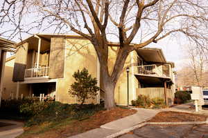 View of apartment building / complex