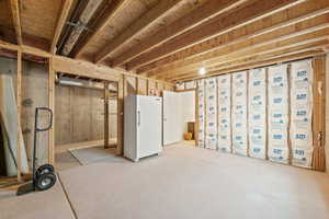 Unfinished below grade area