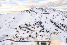 View of lighting ridge