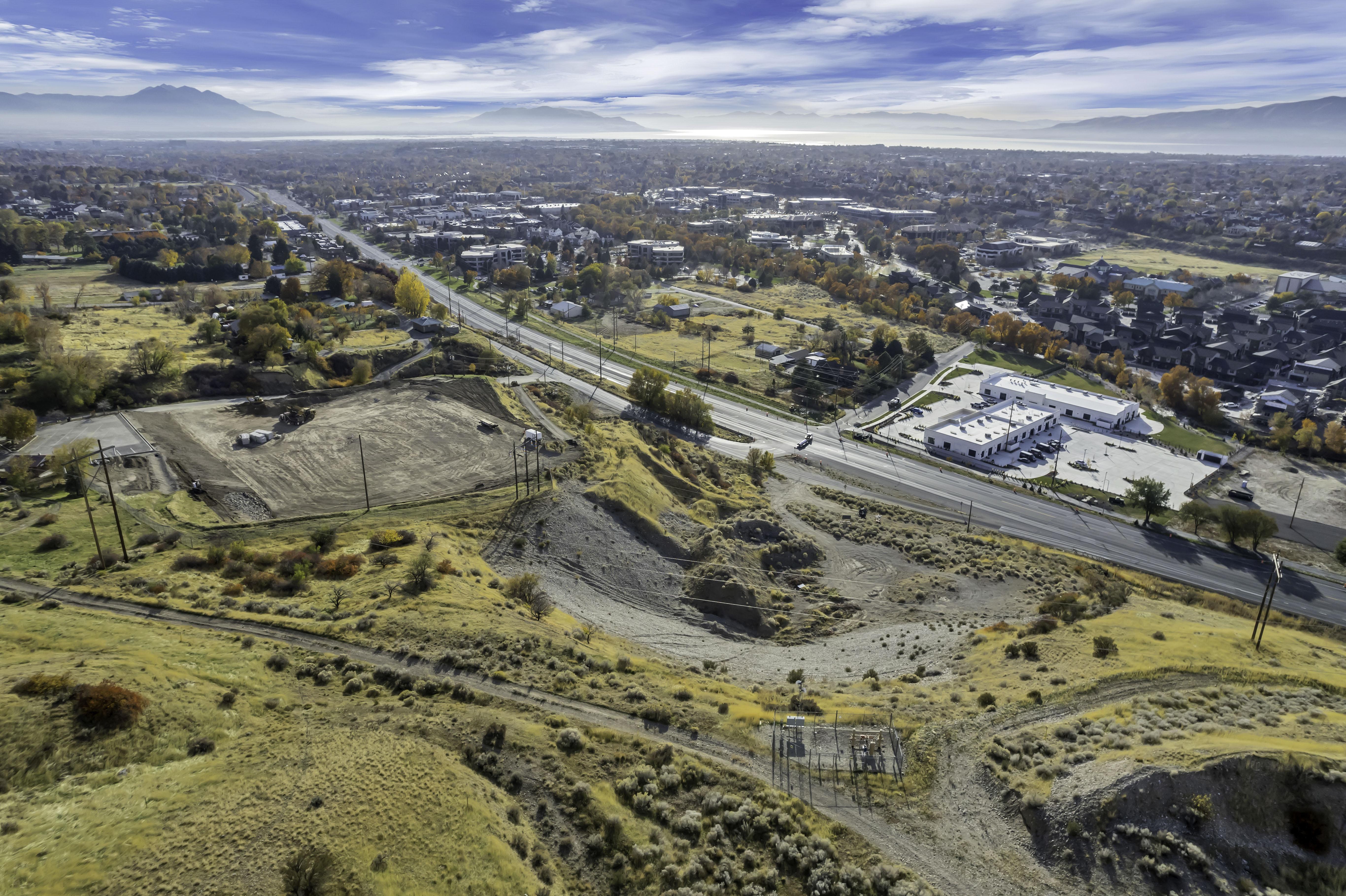 Aerial overview of property's location with mountains