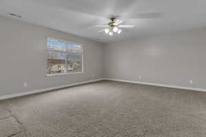 Huge Primary Suite Up with Private Bath and Walkin Closet