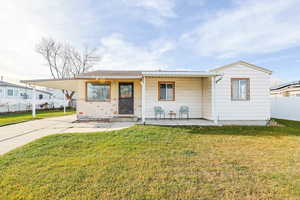 Gorgeous Home & Yard