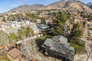 Aerial view of residential area with a mountain backdrop