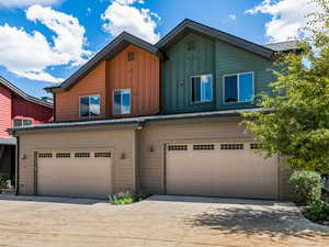 Oversize 2 car garage