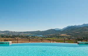 Incredible views of Pineview Reservoir and the surrounding valley and peaks.