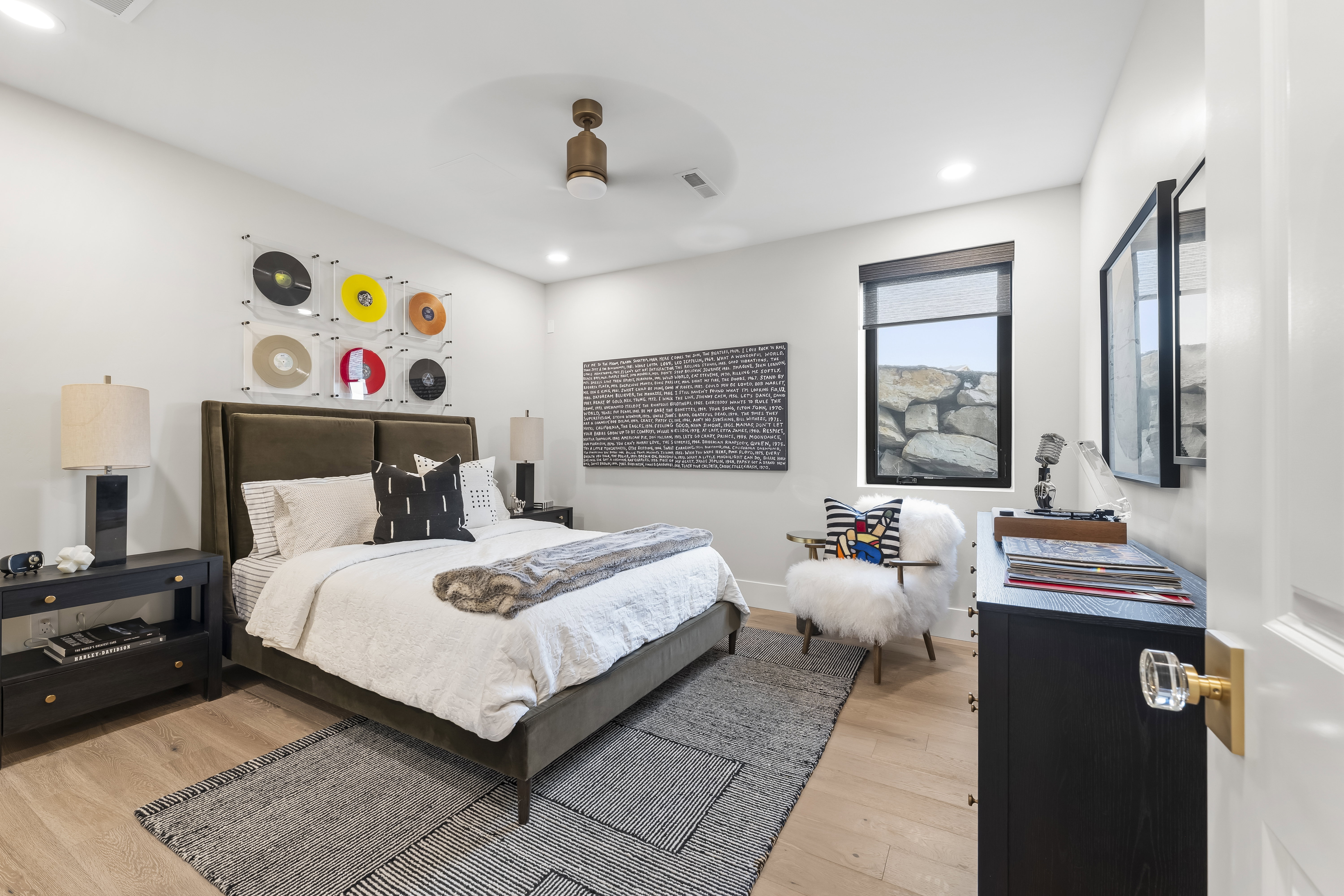 Bedroom with recessed lighting, light wood-style floors, and a ceiling fan