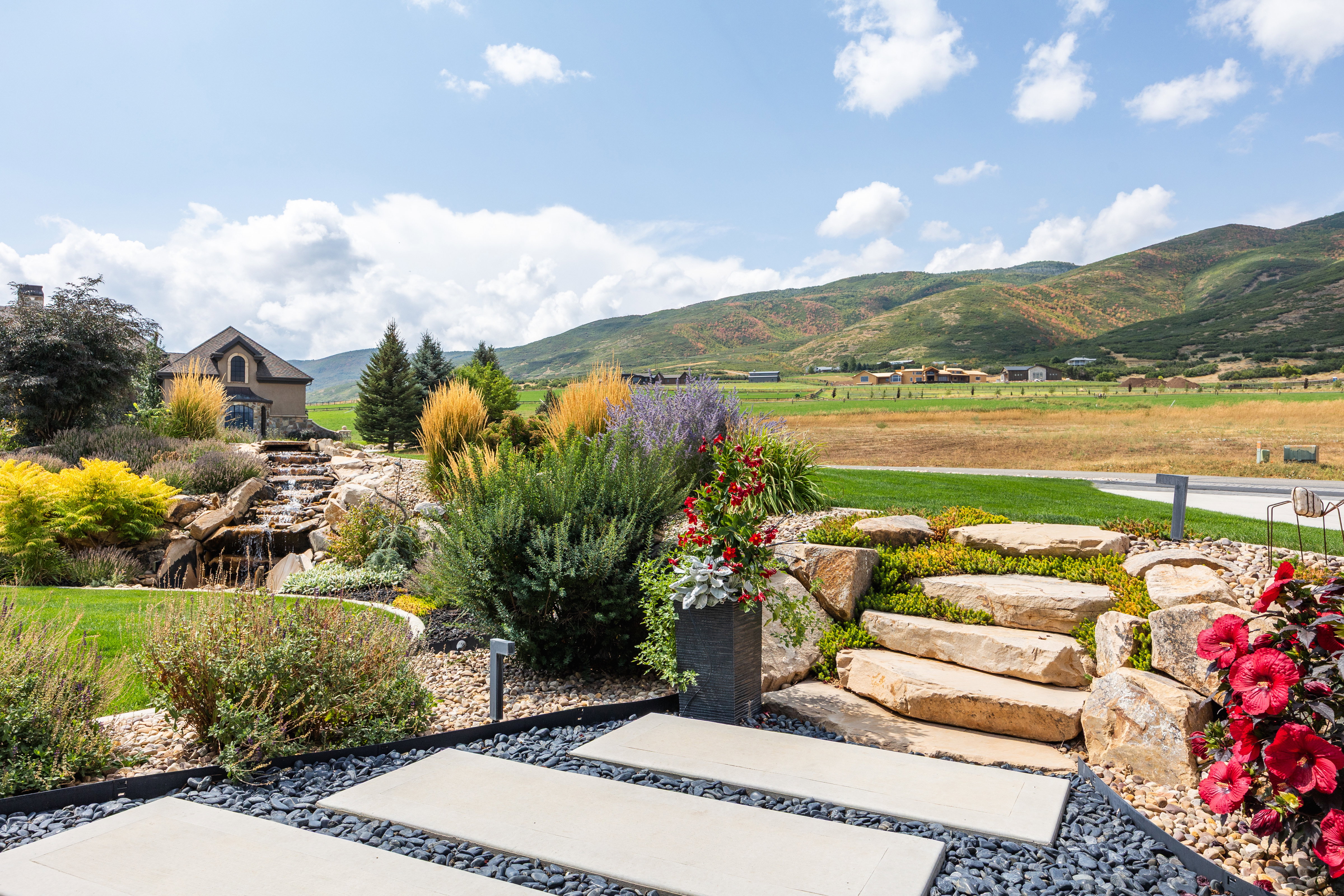 View of yard with a mountain view