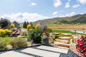 View of yard with a mountain view