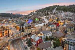 View of city featuring a mountain backdrop