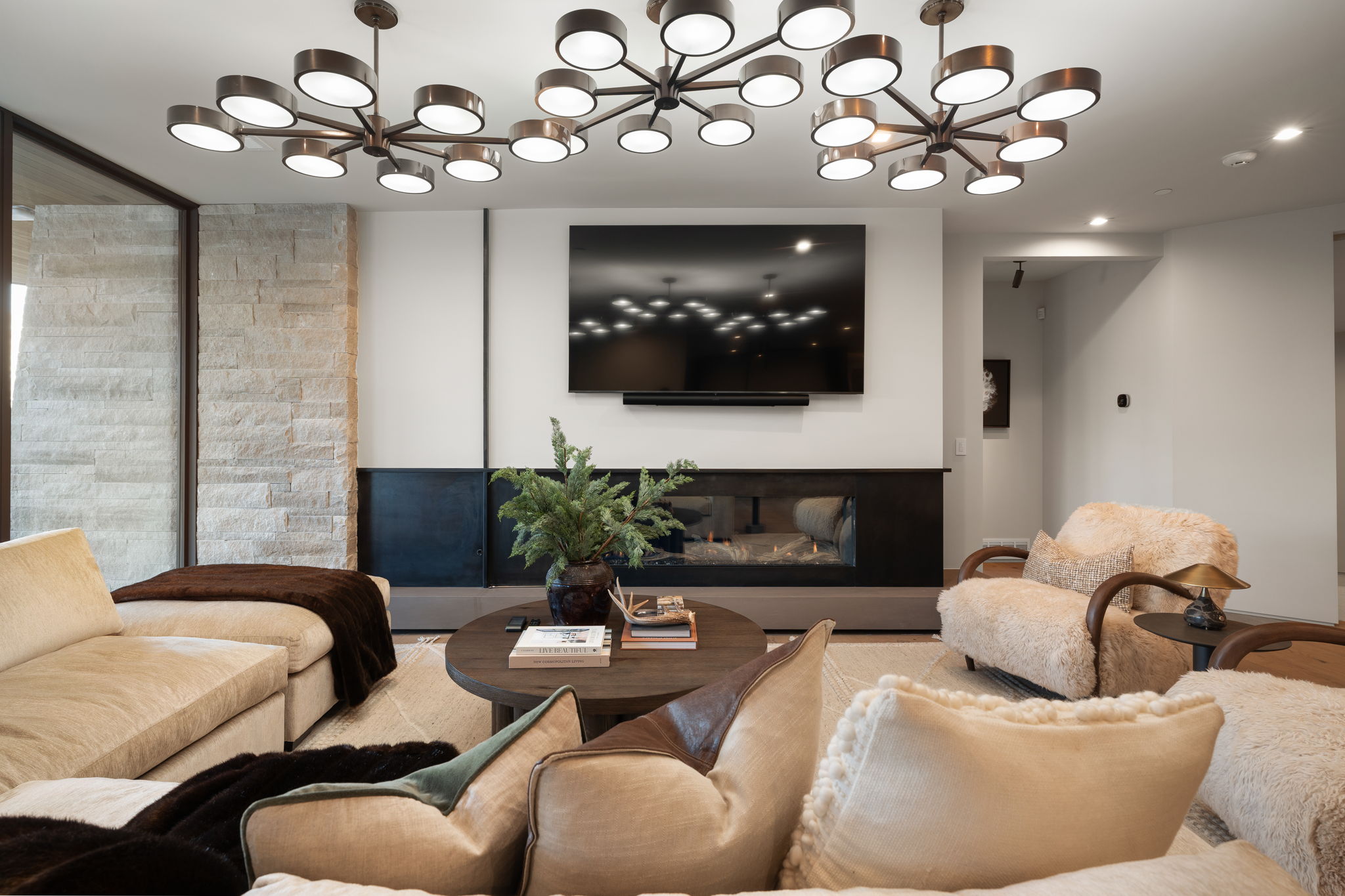 Common area with recessed lighting