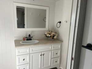 Bathroom vanity and mirror