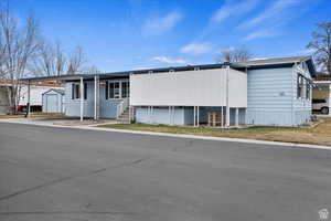 Private Partially enclosed Porch