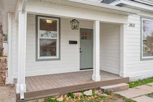 Doorway to property with a porch