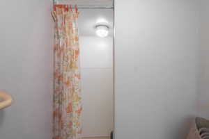 Shower in bonus roomf