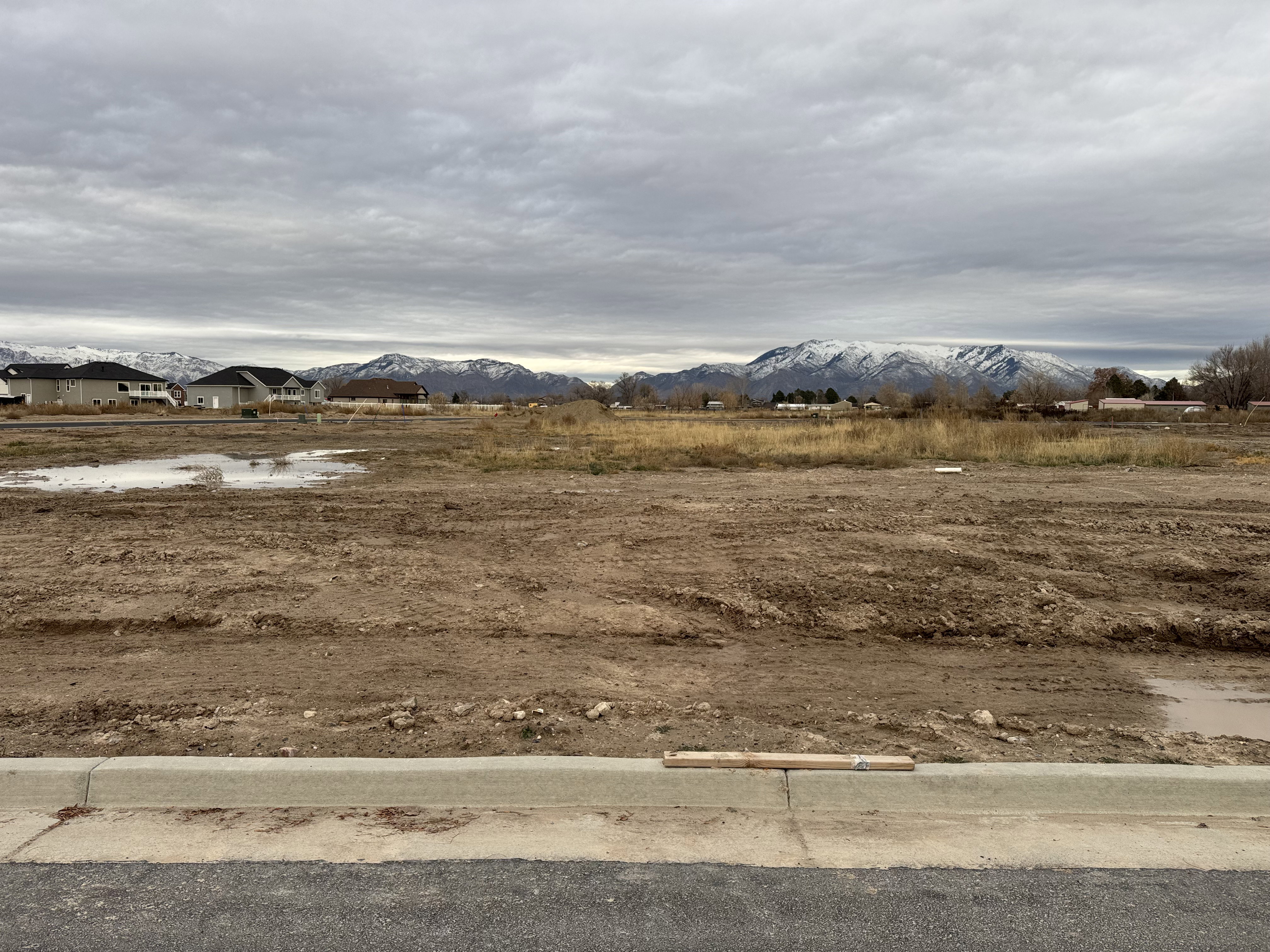 View of mountain background with rural landscape