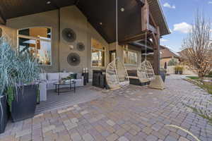 View of patio / terrace with outdoor lounge area