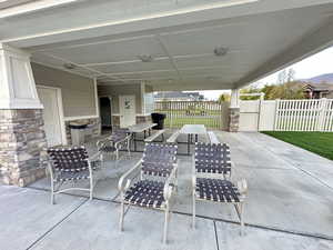 Community patio with picnic area