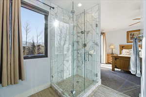 Updated Primary Bathroom with double vanity, LVP flooring and walk-in closet