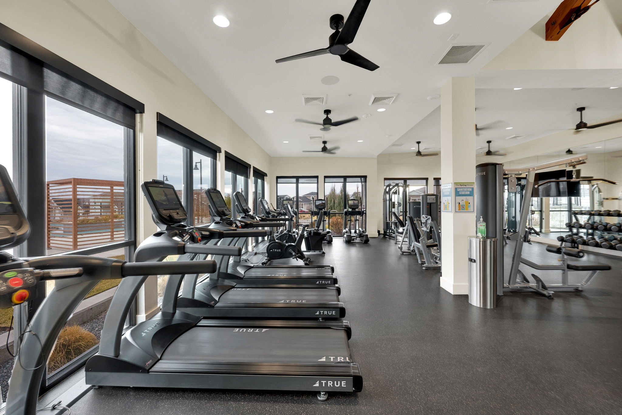 Gym with recessed lighting