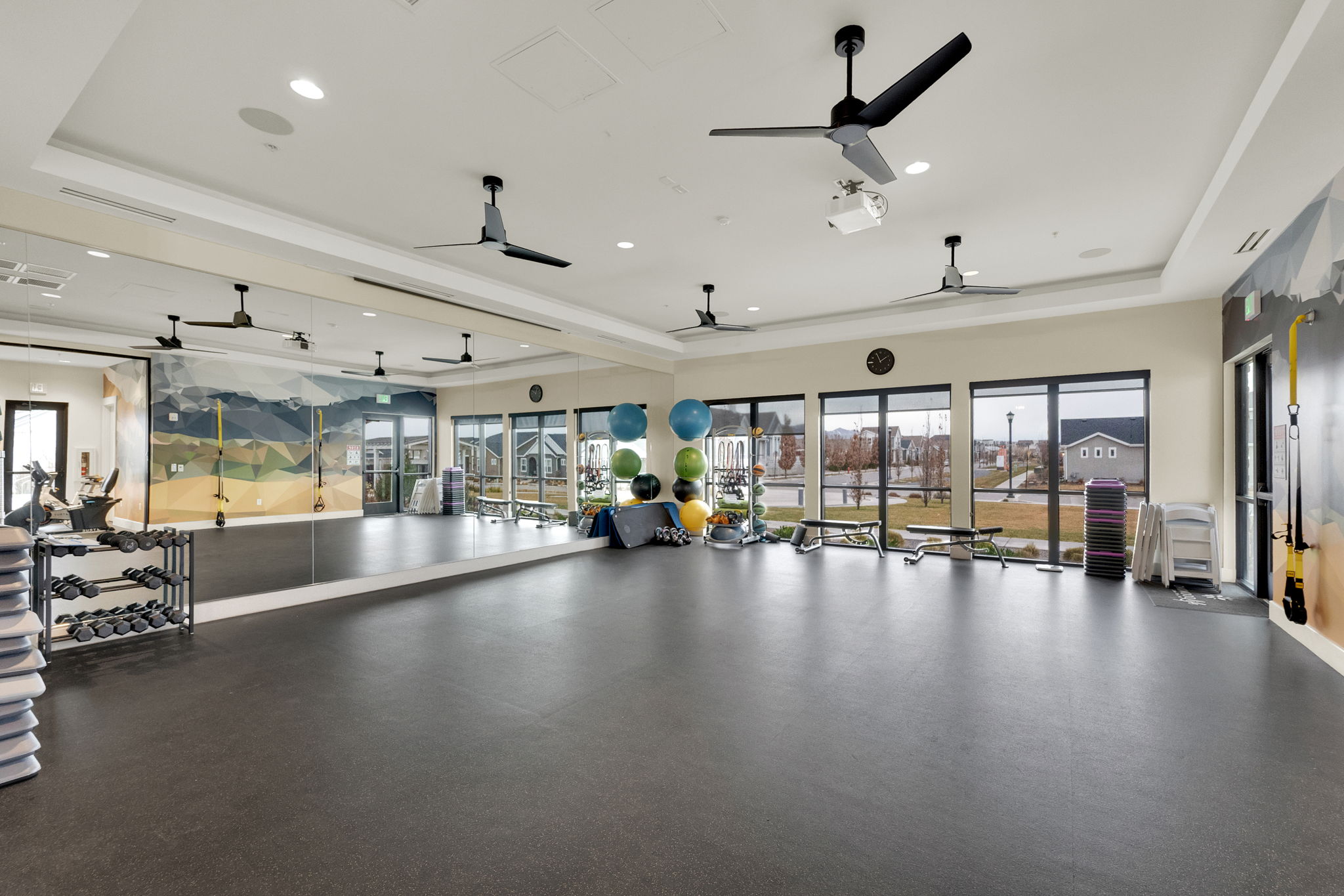 Workout area with recessed lighting