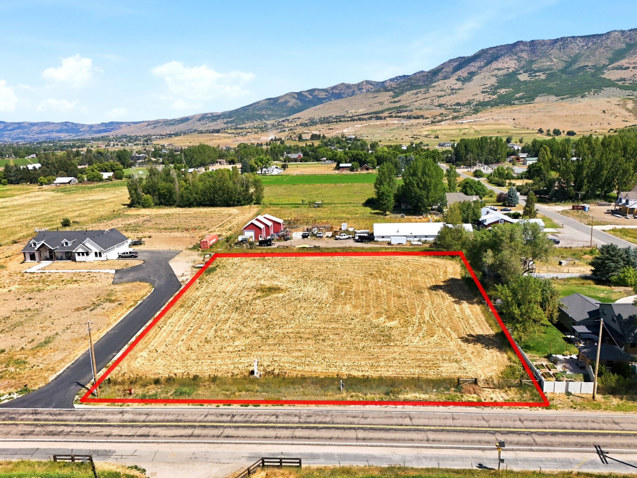 Expansive land parcel featuring open terrain