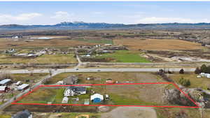 View of property location featuring property parcel outlined and mountains