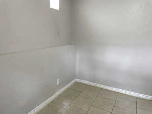 Detailed view of baseboards