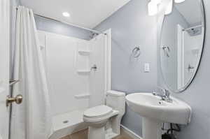 Full Bathroom in basement