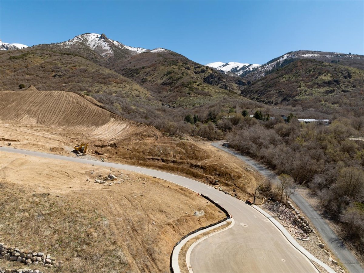 Mountain view looking east