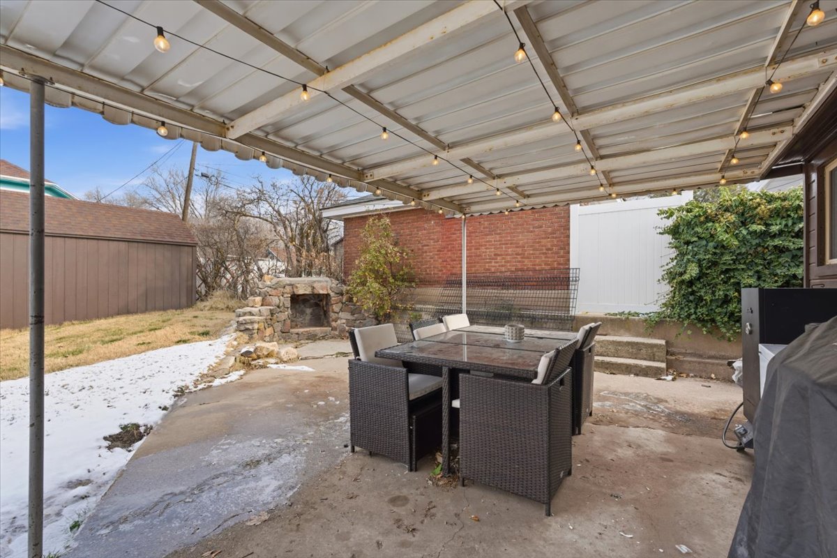 View of patio / terrace with outdoor dining area