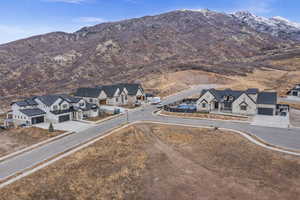 You don't want to miss this beautiful buildable lot.  Breath taking views