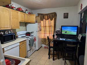 3 Bedroom Upper Unit