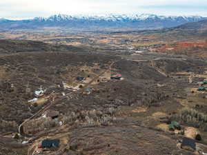 Overview of rural landscape with a mountainous background
