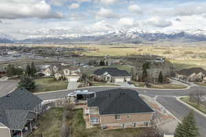 Aerial perspective of suburban area with mountains