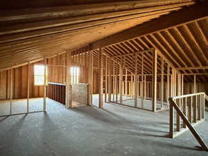 Miscellaneous room with vaulted ceiling