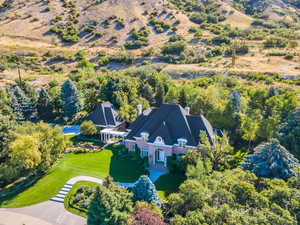 Aerial view of property and surrounding area