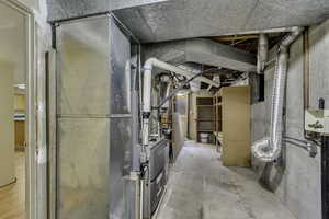 Utilities with heating unit