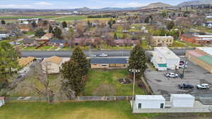 Aerial perspective of community area with a mountain backdrop