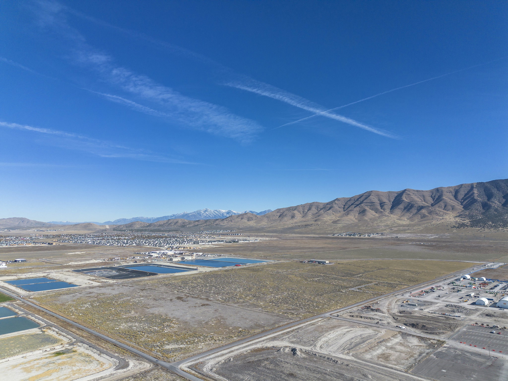 Aerial view of a mountainous background
